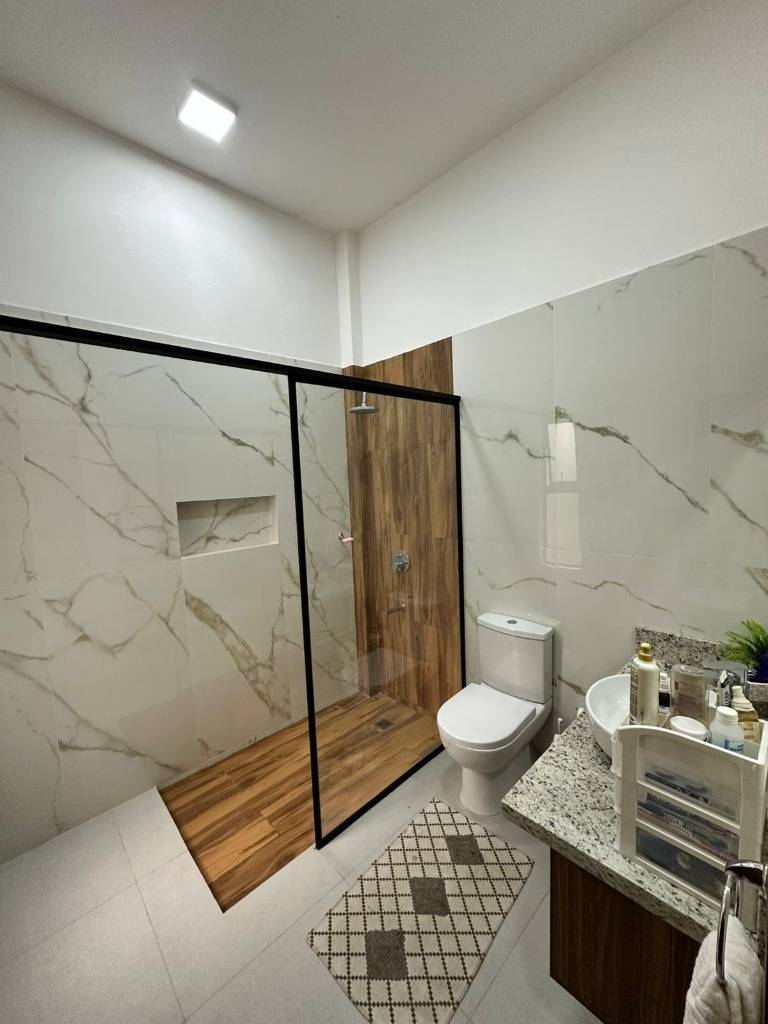 HOUSE FOR SALE IN SAN LORENZO | CAPILLA DEL MONTE NEIGHBORHOOD, Asuncion - imagen 15