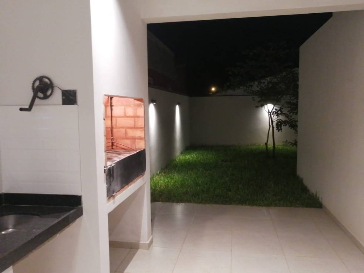 Duplex for Sale in Luque, Central - imagen 5