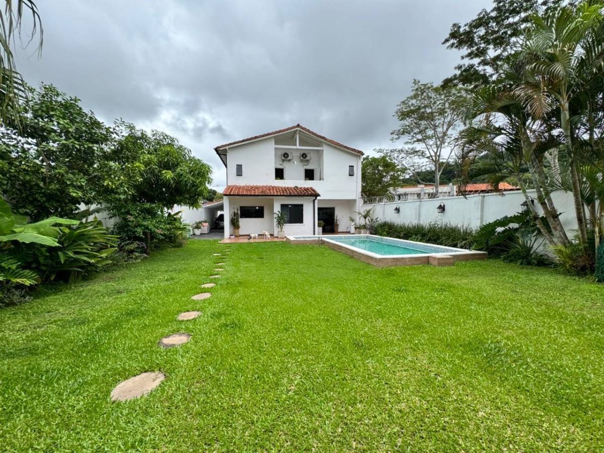 House for Sale in Itá Enramada, Asunción - 19