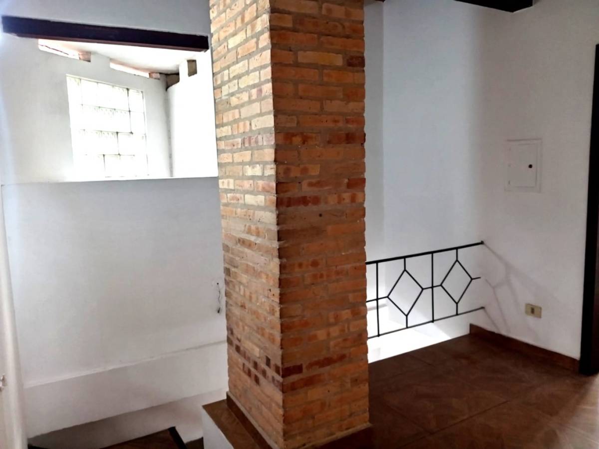 House for Sale in Fernando de la Mora, Central - 19