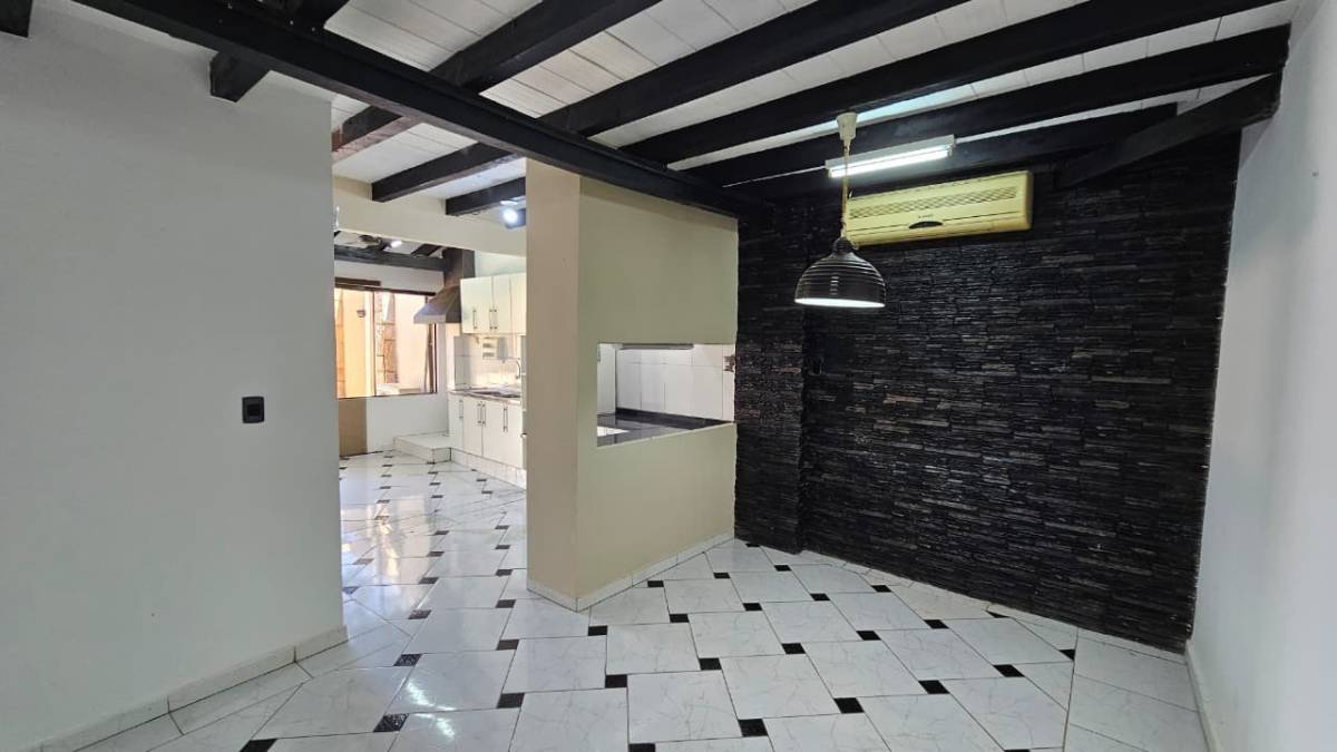 3-BEDROOM DUPLEX FOR SALE IN SAN VICENTE, ASUNCION - 9