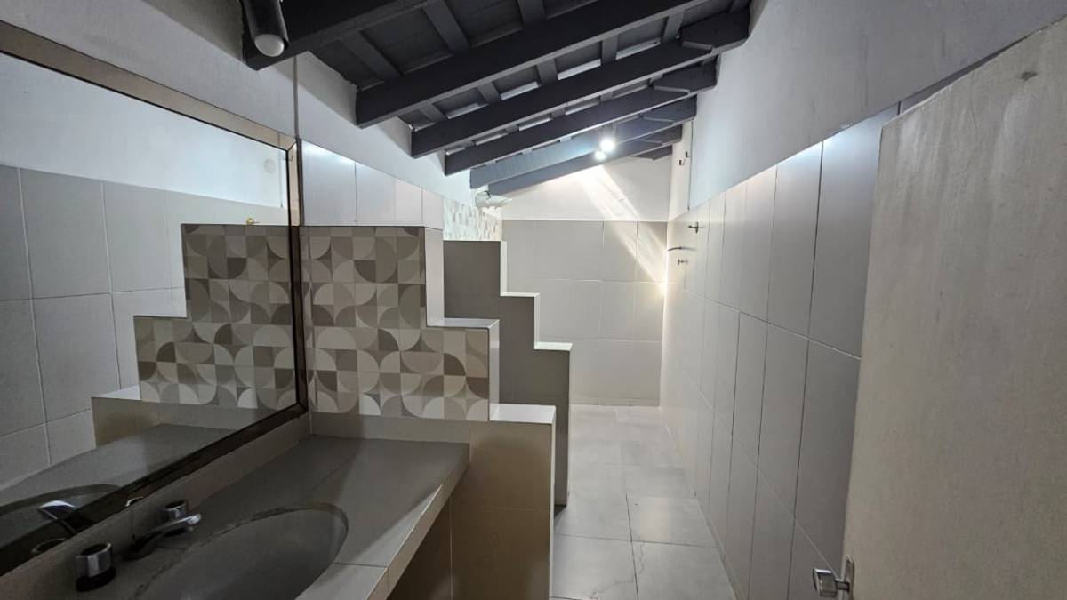 3-BEDROOM DUPLEX FOR SALE IN SAN VICENTE, ASUNCION - 10