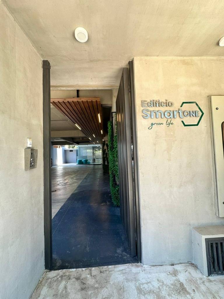 2-BEDROOM APARTMENT – SEMI-FURNISHED WITH CURRENT RENTAL INCOME, Luque, Central - 2
