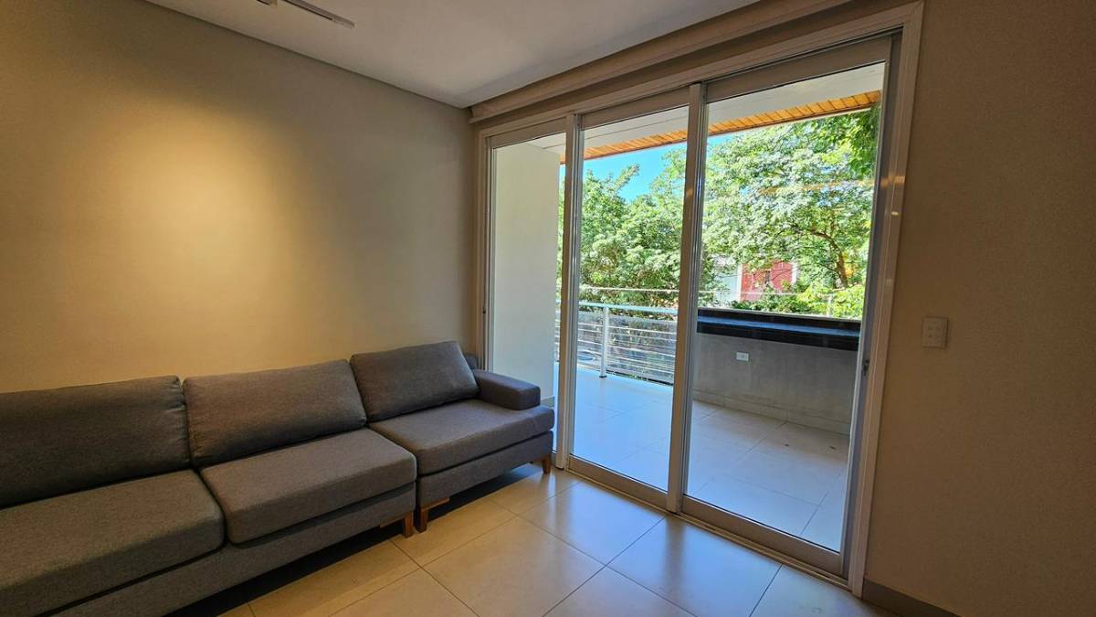 2-BEDROOM APARTMENT – SEMI-FURNISHED WITH CURRENT RENTAL INCOME, Luque, Central - 3