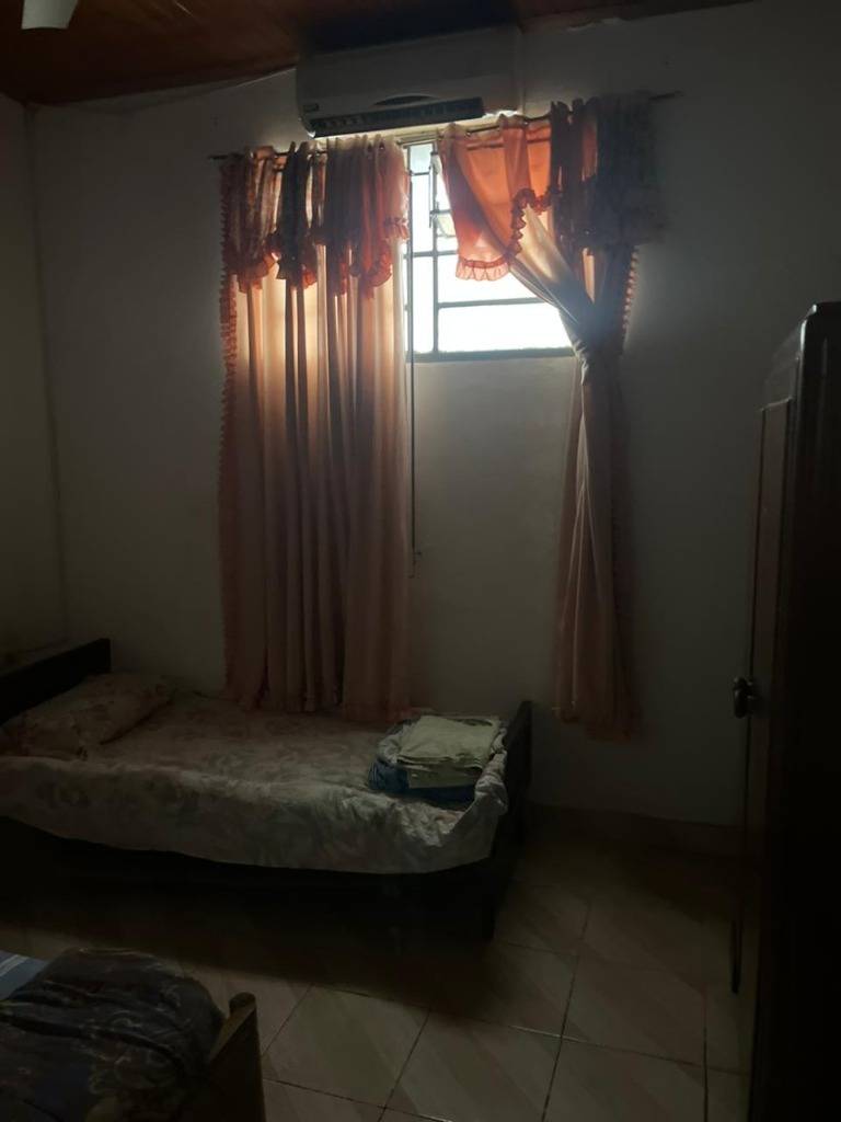Property for sale with high potential. Central location,  Encarnación, Itapúa - imagen 5