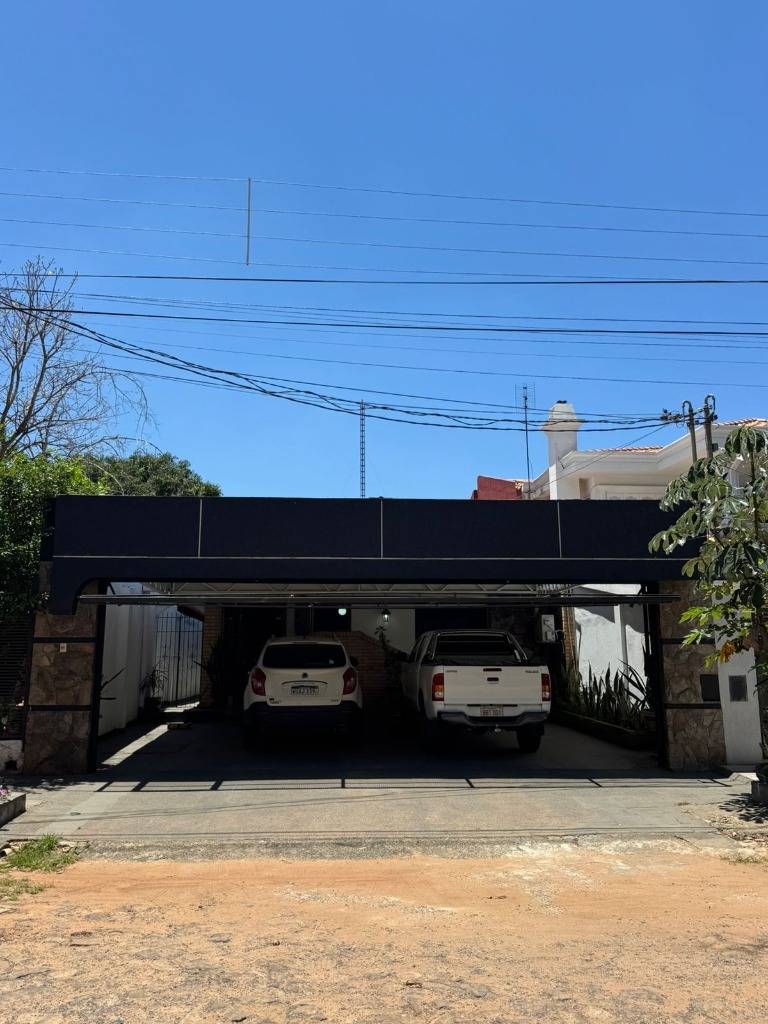 HOUSE FOR SALE IN FERNANDO DE LA MORA, SOUTH ZONE - 1