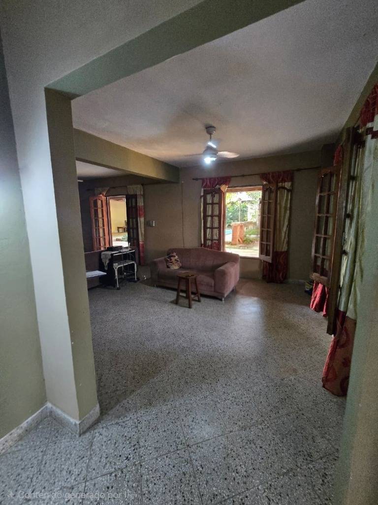 Prime Property with Access to 3 Streets, Minutes from Pinedo Shopping Mall, Fernando de la morra Asunción - 3