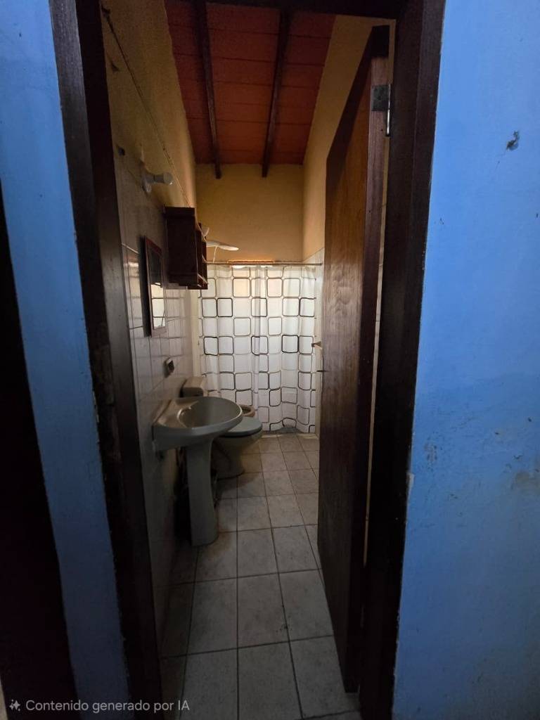 Prime Property with Access to 3 Streets, Minutes from Pinedo Shopping Mall, Fernando de la morra Asunción - 14