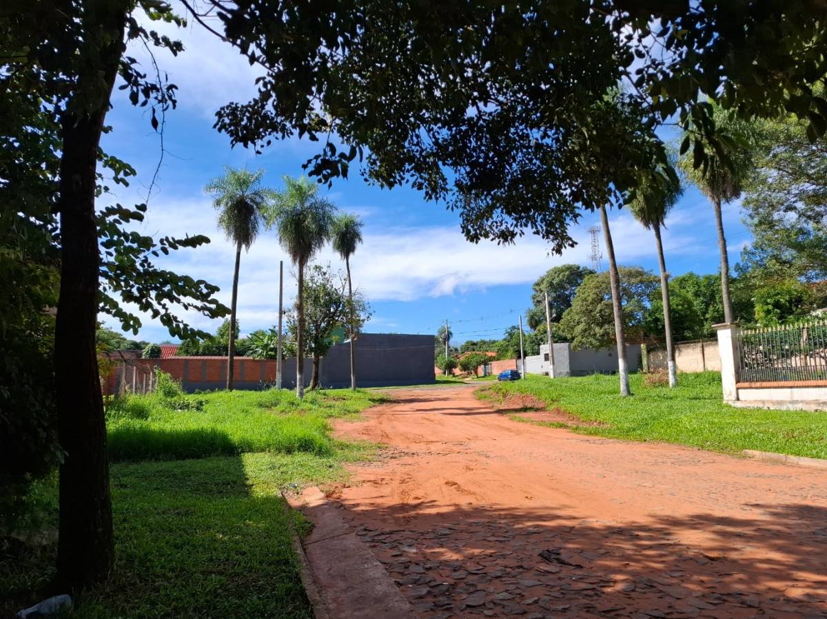 EN VENTA CASA QUINTA EN SAN LORENZO - imagen 13