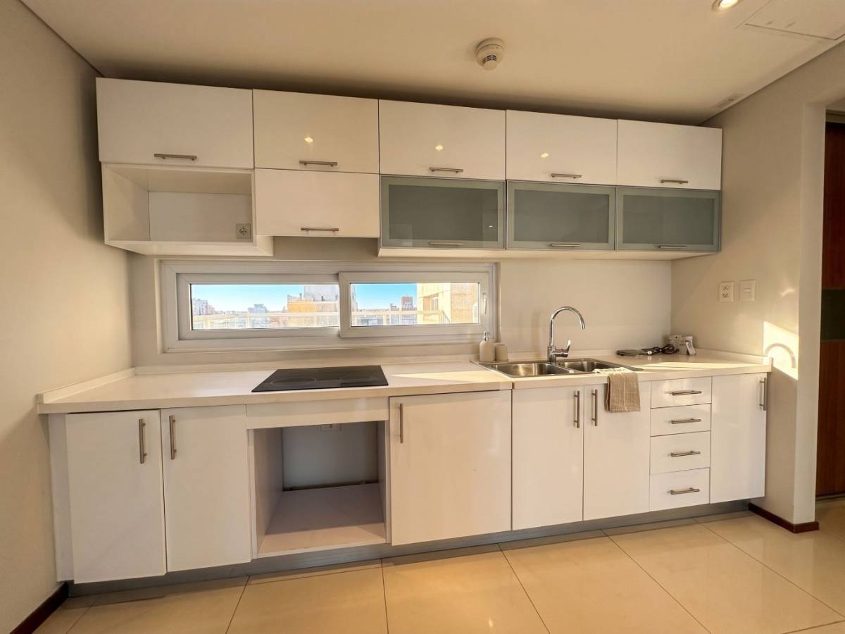 2-bedroom apartment in The One Building (Z/ Sta. Teresa) - imagen 8