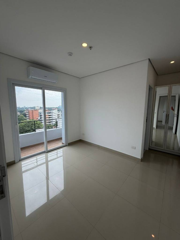 SPACIOUS 3-BEDROOM APARTMENT WITH 2 SUITES AND 3 BALCONIES IN THE HERRERA - 7