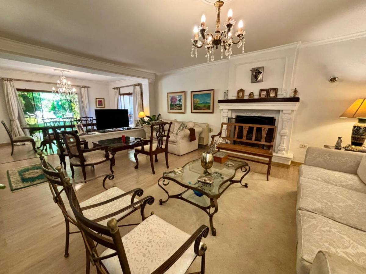House for sale in Mburicaó | Prime location with great potential - 3