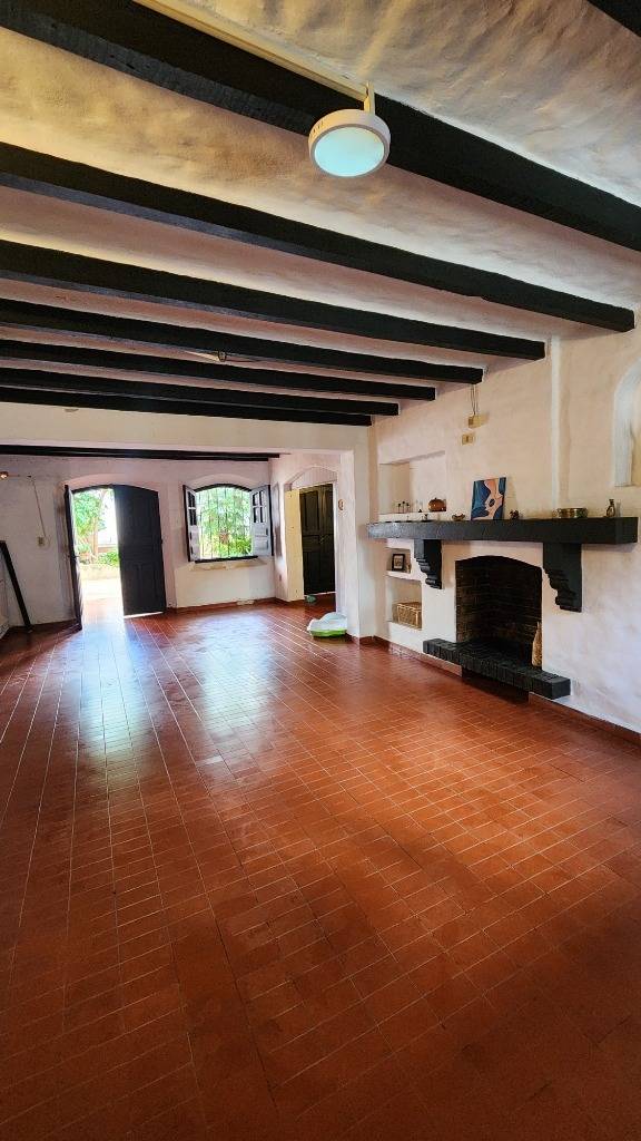 FOR SALE Mediterranean Colonial Style Residence - imagen 4