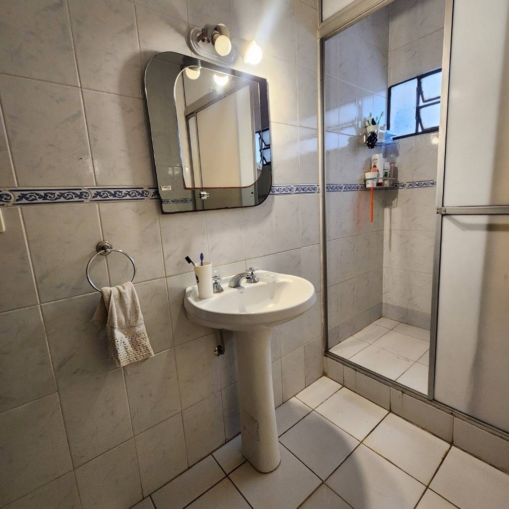 FOR SALE Mediterranean Colonial Style Residence - imagen 9