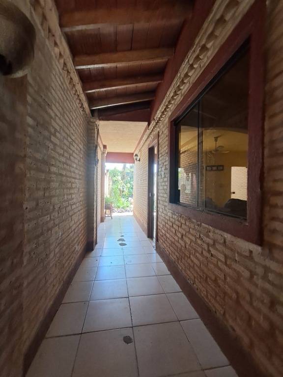 House for Sale in Fernando de la Mora, Central - 6