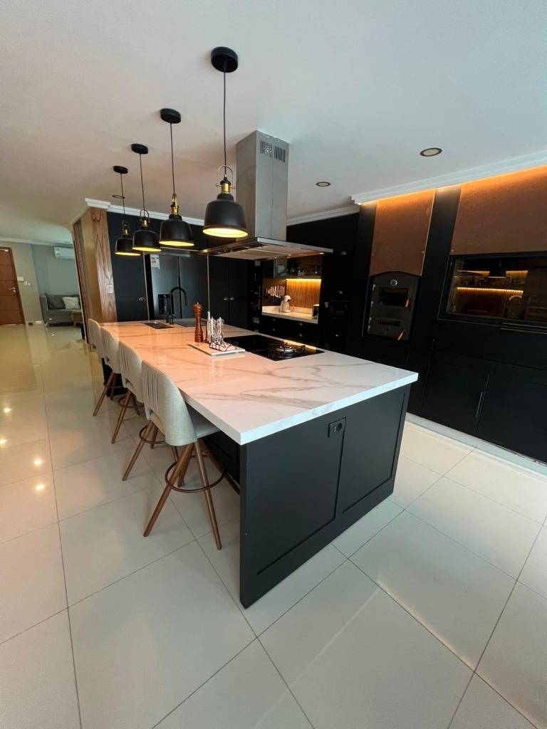 Beautiful Duplex for Sale in Fdo de la Mora - North Zone - 3