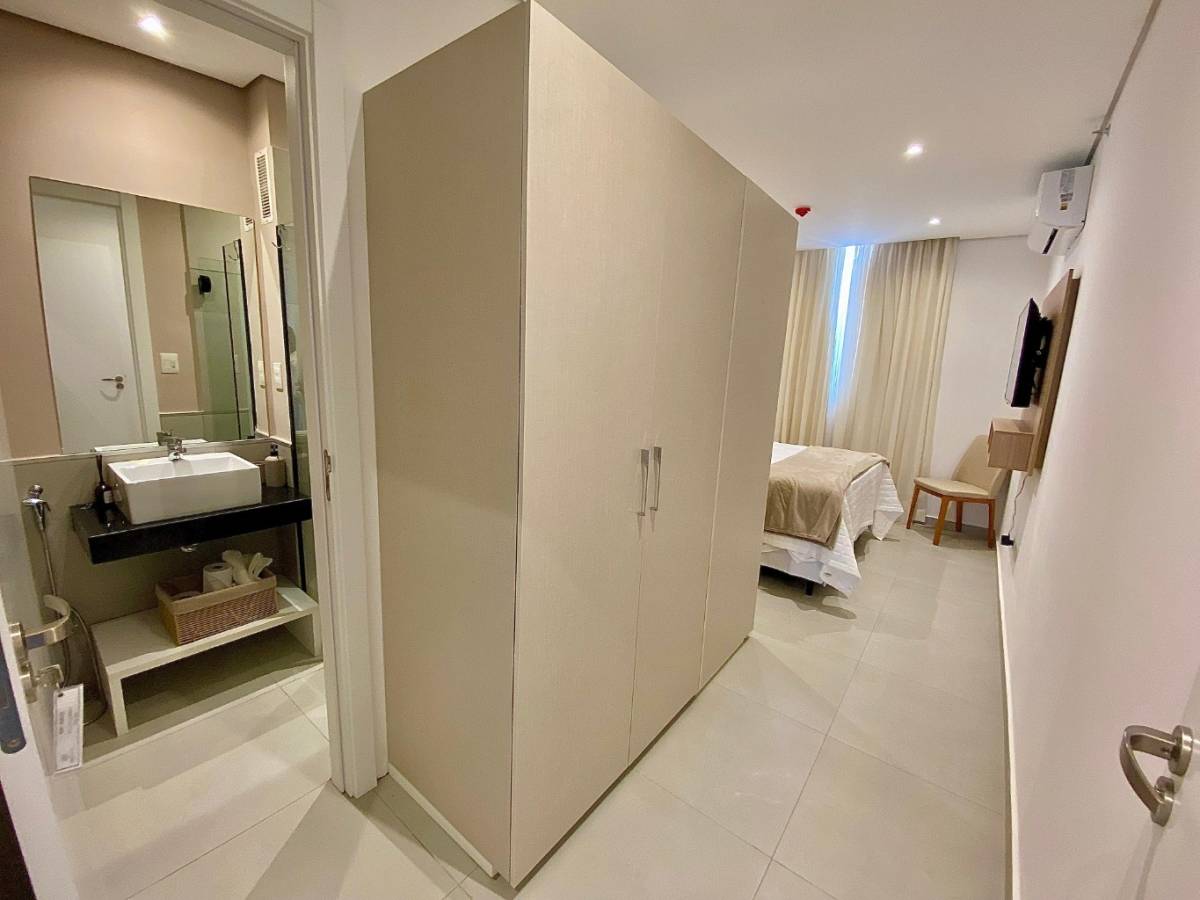 TWO-BEDROOM APARTMENT EN SUITE ON MOLAS LOPEZ - 6
