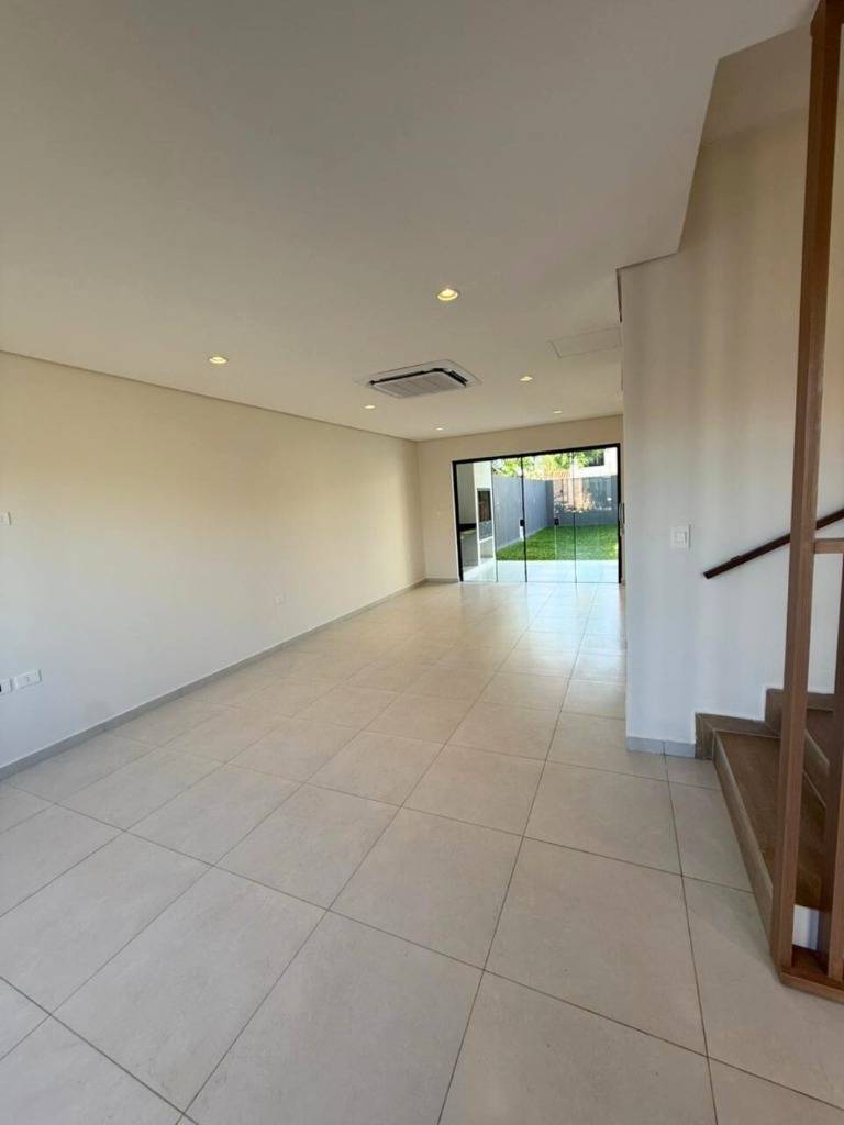 selling a brand new duplex in Luque Loma Merlo (Z/Airport) - 3