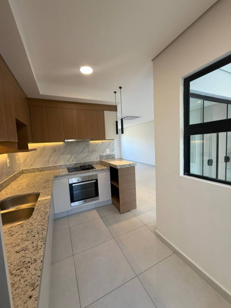 selling a brand new duplex in Luque Loma Merlo (Z/Airport) - 6