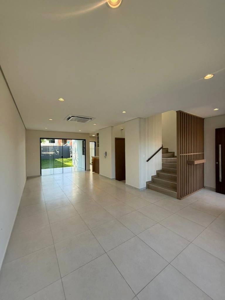 selling a brand new duplex in Luque Loma Merlo (Z/Airport) - 7