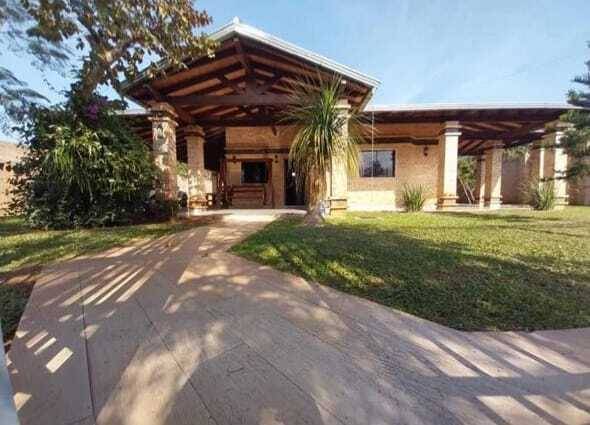 BEAUTIFUL HOUSE IN CAPIATA - 1