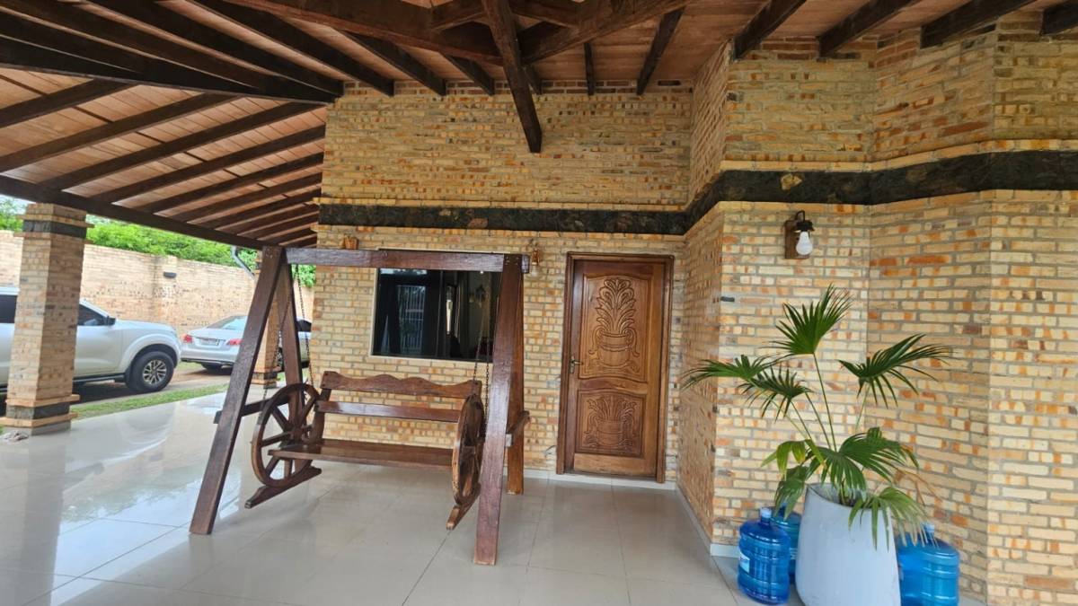 BEAUTIFUL HOUSE IN CAPIATA - 14