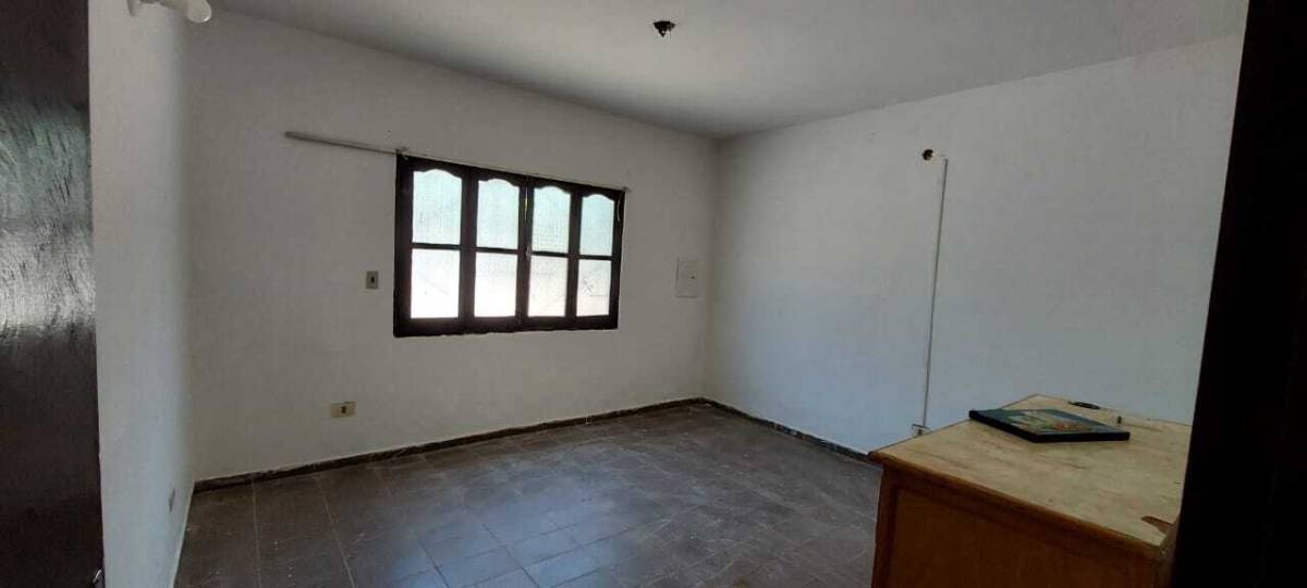 HOUSE TO RENOVATE IN SAN ANTONIO – IDEAL FOR INVESTMENT - 3