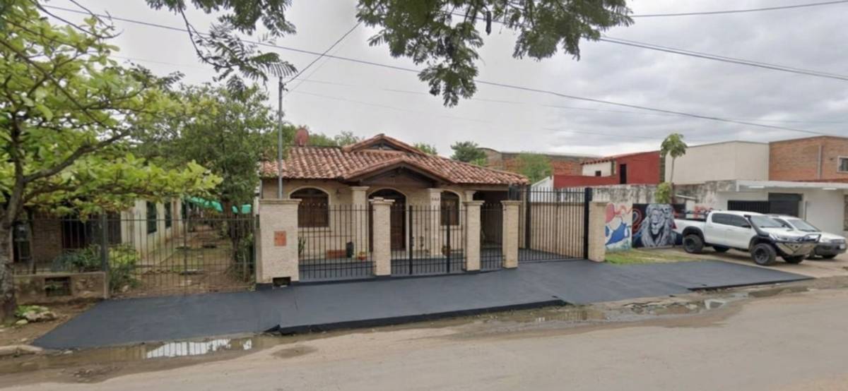 OPPORTUNITY IN MARIANO ROQUE ALONSO Land and House in a strategic location - 1