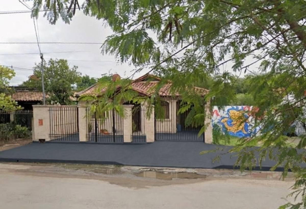 OPPORTUNITY IN MARIANO ROQUE ALONSO Land and House in a strategic location - 4