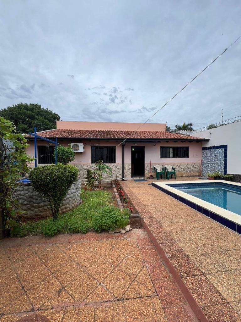 House for Sale in Mariano Roque Alonso, Central - 11