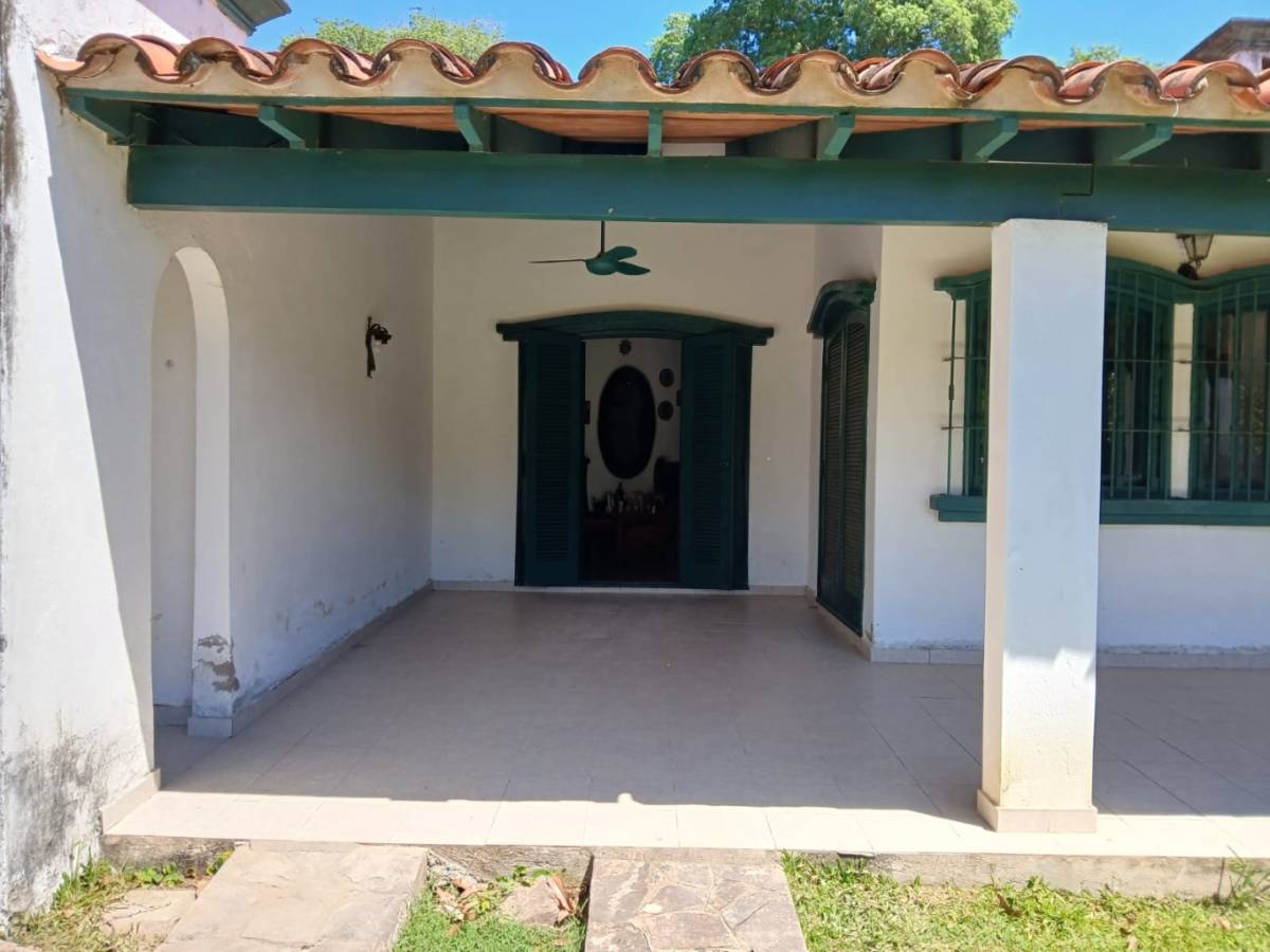 COLONIAL HOUSE WITH LARGE PATIO IN SAN BERNARDINO COUNTRY CLUB - imagen 2