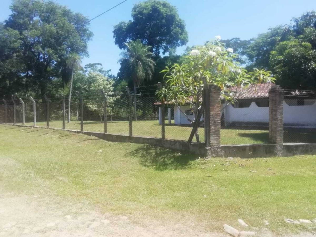 COLONIAL HOUSE WITH LARGE PATIO IN SAN BERNARDINO COUNTRY CLUB - imagen 14