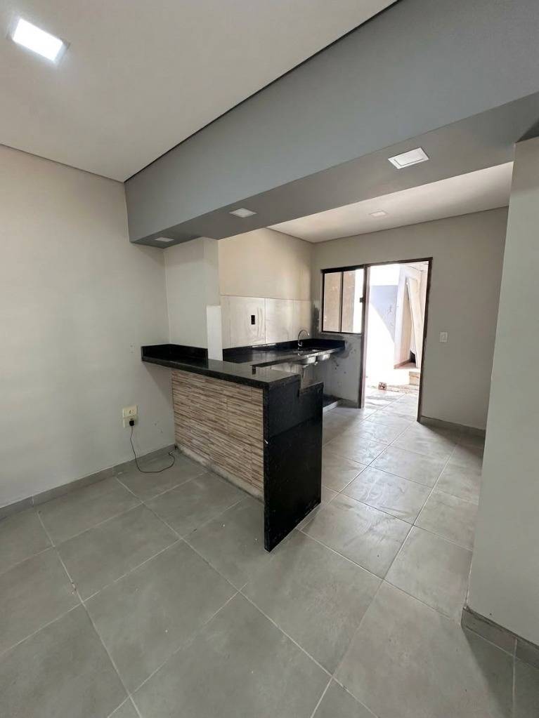 House in Lambaré – Supermercado Pueblo area, 479 m². - imagen 4