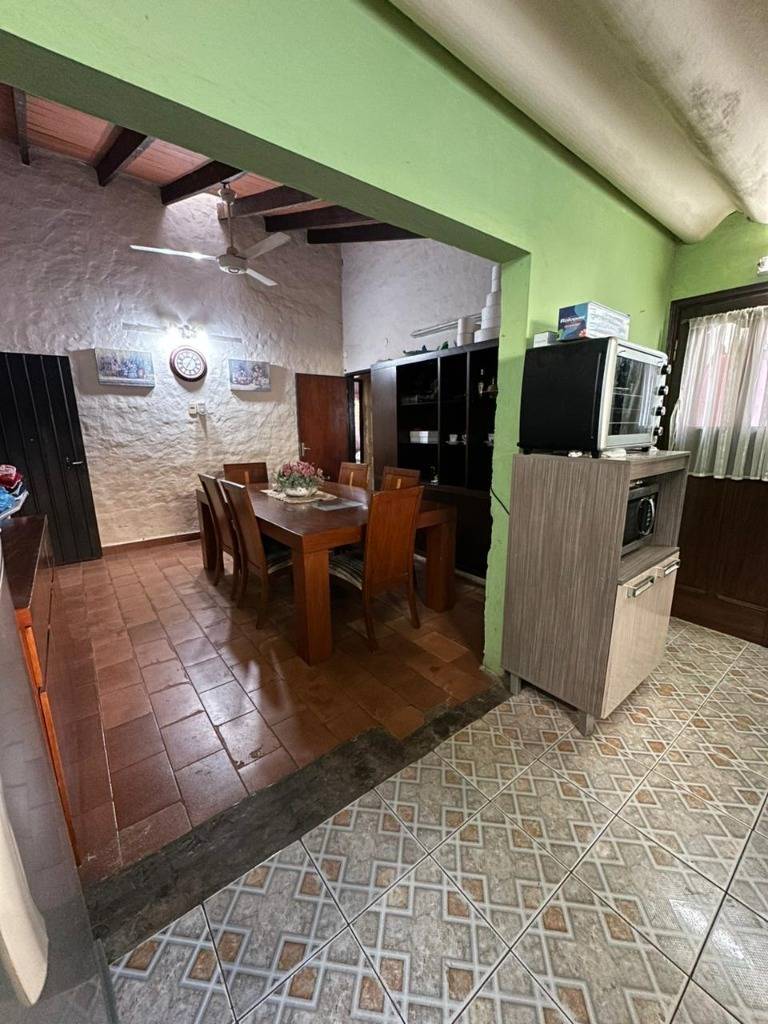 Vendo chalet en esquina en Barrio la Amistad-Luque - imagen 5