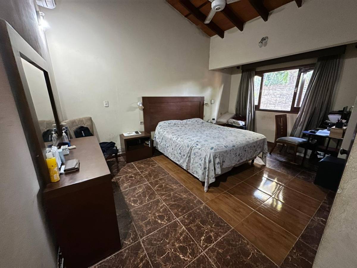 Vendo chalet en esquina en Barrio la Amistad-Luque - imagen 9