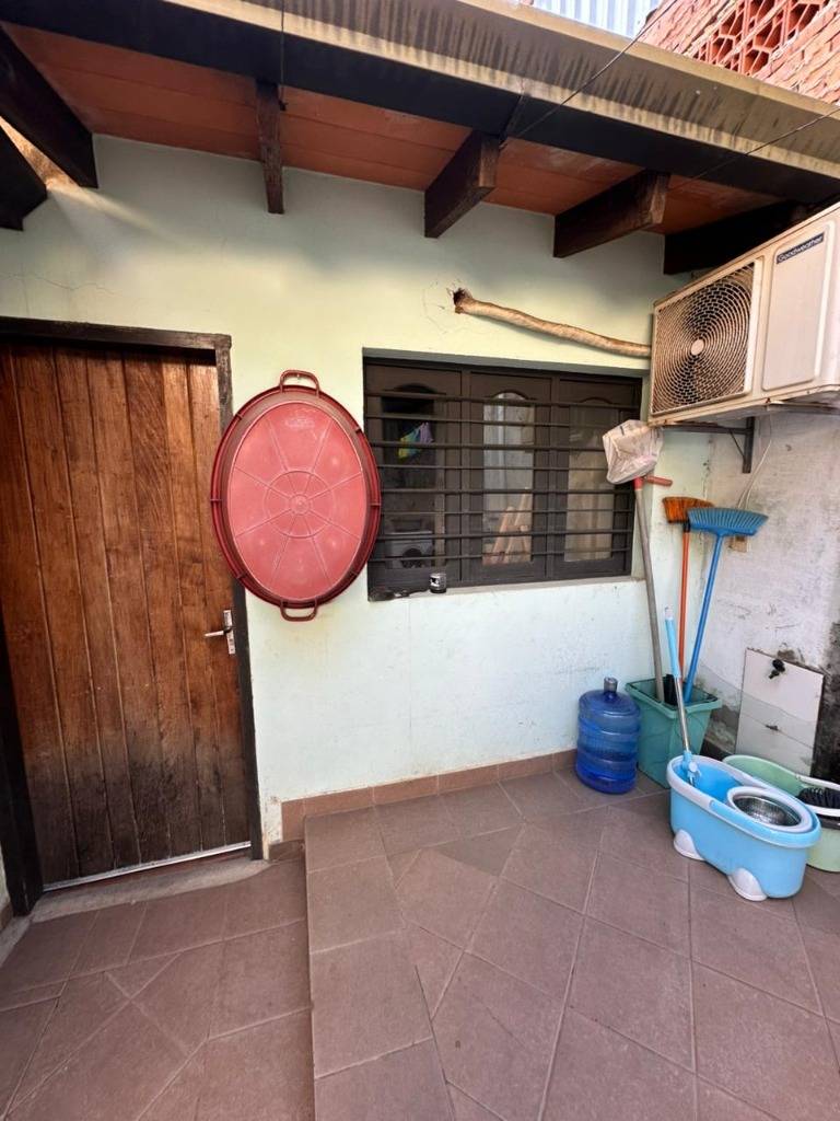 Vendo chalet en esquina en Barrio la Amistad-Luque - imagen 11