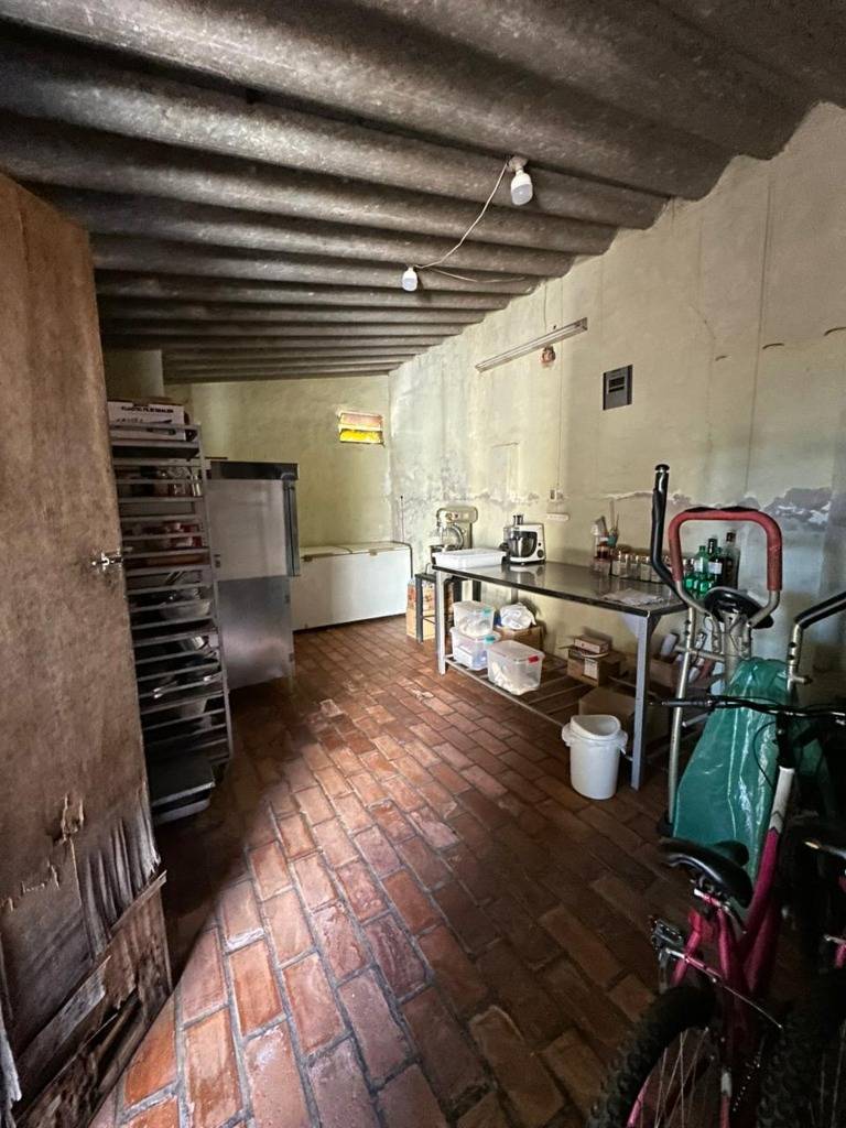 Vendo chalet en esquina en Barrio la Amistad-Luque - imagen 12