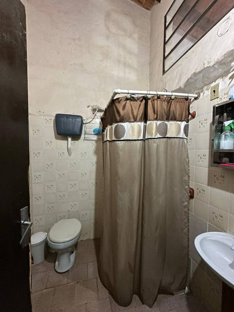Vendo chalet en esquina en Barrio la Amistad-Luque - imagen 15