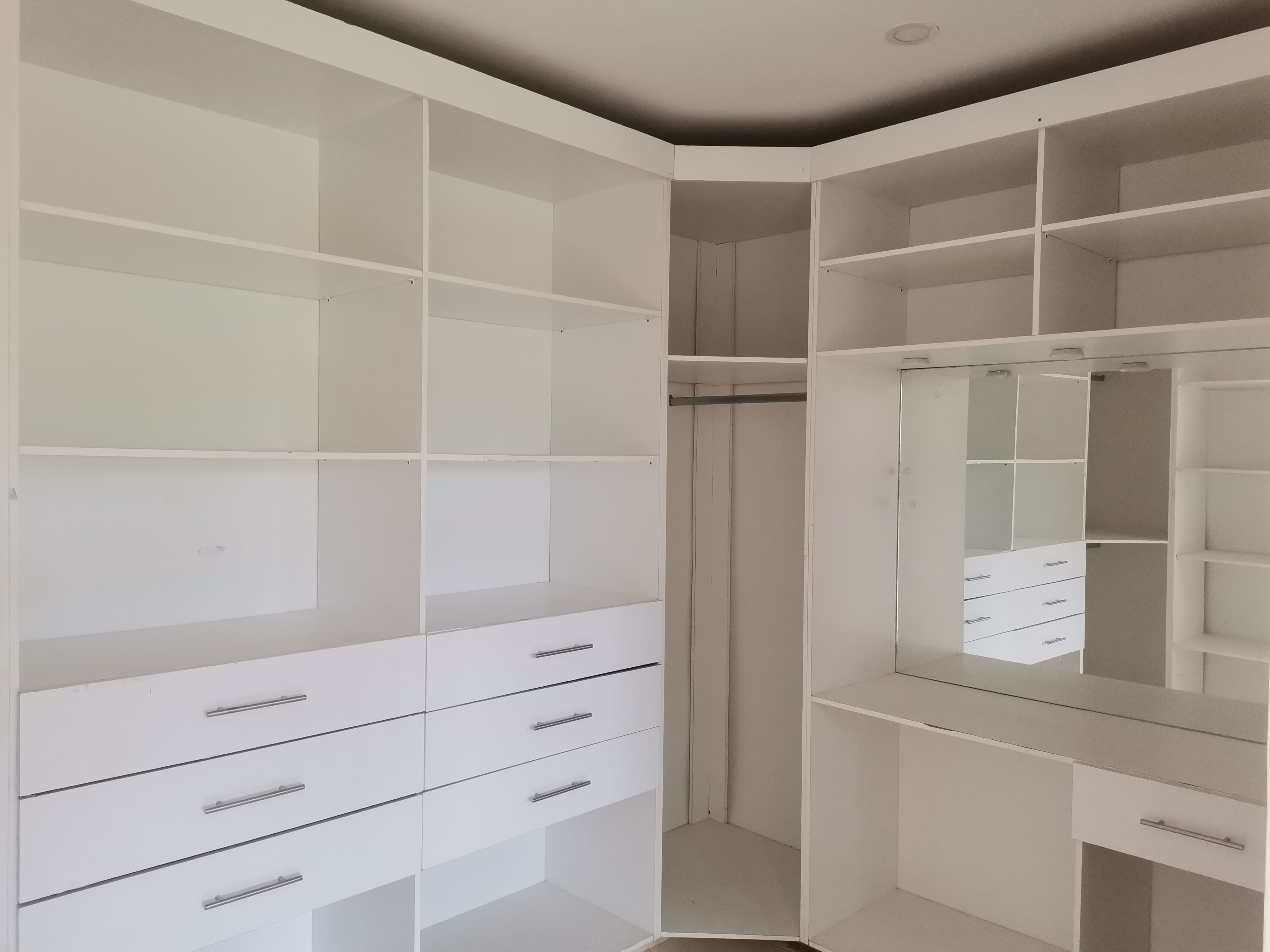 EN VENTA EL DÚPLEX DE TU SUEÑO EN LAMBARÉ LIMITE CON ASUNCIÓN!! - 3